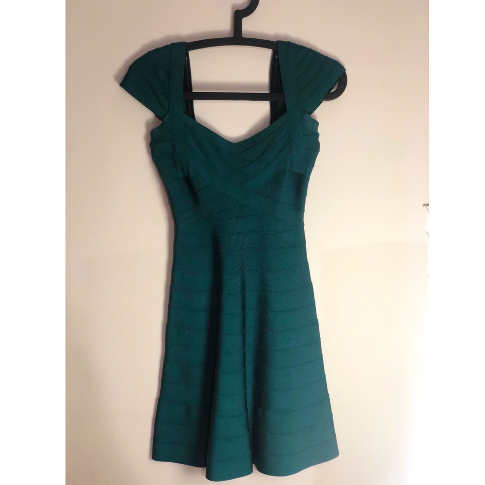 HERVE LEGER AUTHENTIC cap sleeve A line dress!!!